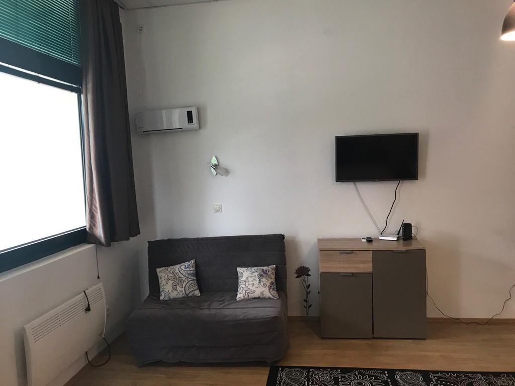 Felix Apartment *